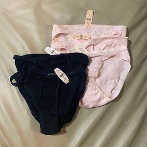 5 Victoria Secret underwear